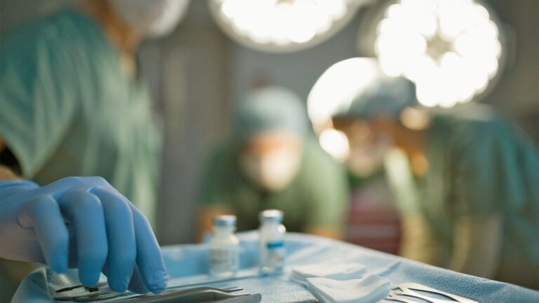 New Technology May Help Stop Surgical Implant Infections