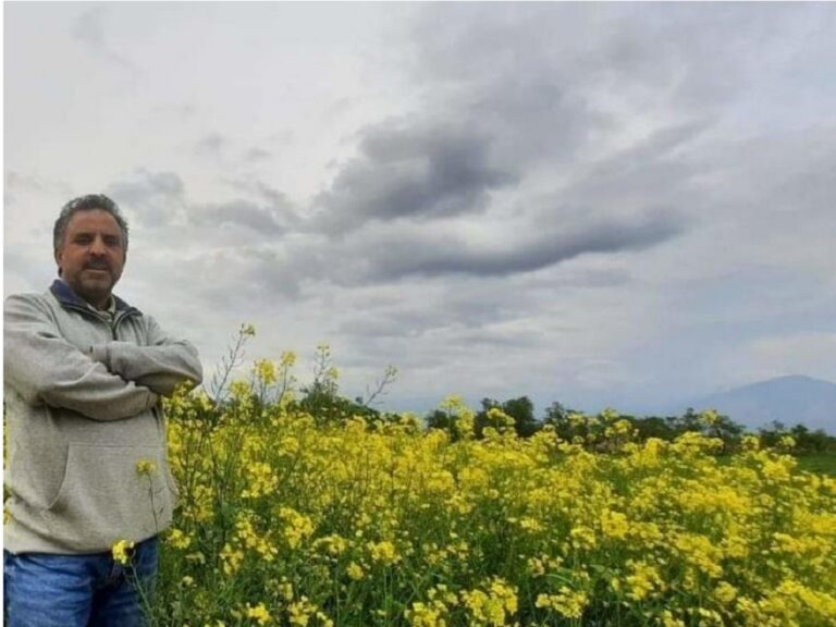 Meet the Tree Man of Kashmir Who has Planted Over 2 Lakh Trees & Aims to Reach 1 million by 2030