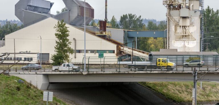 Portland glass recycling plant agrees to install air pollution control technology