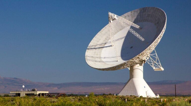 Heartbeat-like radio signals detected billions of light years away 