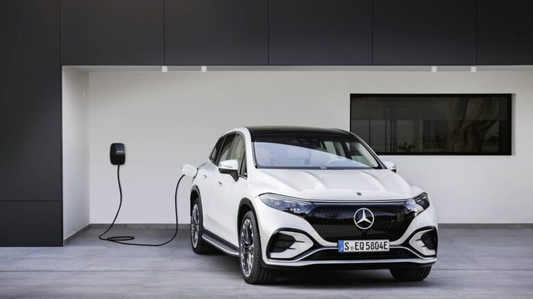 Mercedes in pact with China’s Amperex Technology to build battery factory in Hungary