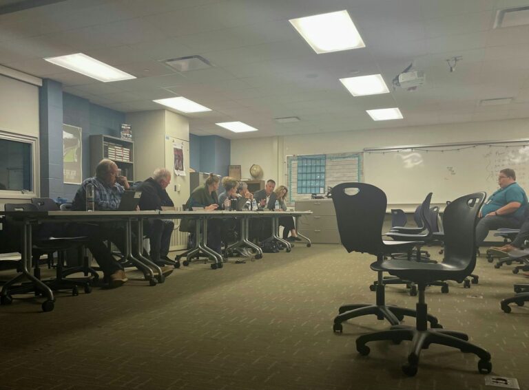 Meridian School Board approves $32,000 additional technology purchase