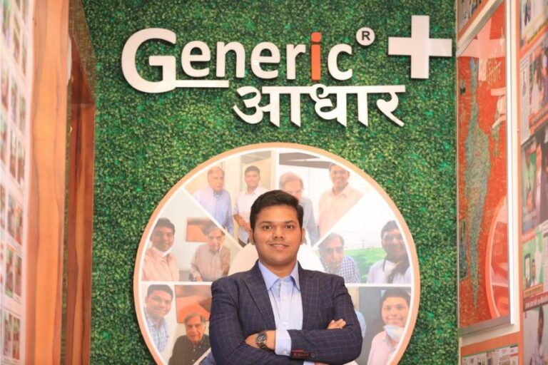 20 years Young Entrepreneur Mr. Arjun Deshpande creates a new record by grand inaugurating 151 Generic Aadhaar Franchises on occasion of Dussehra!