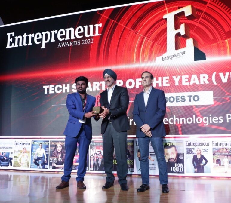 bitsCrunch recognized as the Tech Startup of the Year at Entrepreneur Awards 2022