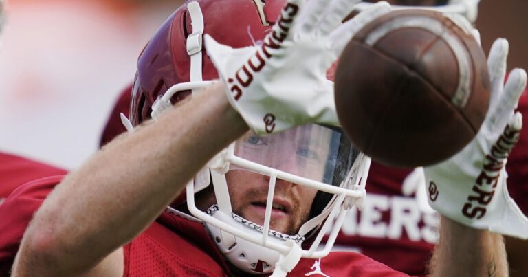 Oklahoma’s Stoops among Big 12’s top walk-on success stories