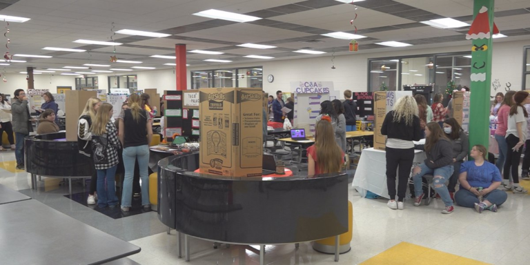 Snacks, services, students spotlighted at school entrepreneur fair