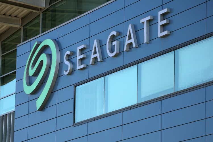 Seagate Technology: Hard Disk Drive Weakness Still Not Over (NASDAQ:STX)