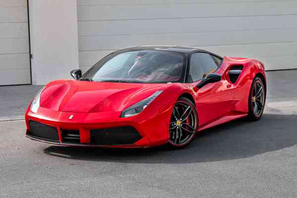 10 Important Tips for Renting Out a Ferrari in Dubai with tourferrari.com